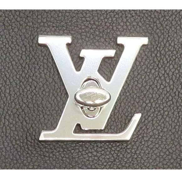 Louis Vuitton LockMe Hippo Shoulder Bag Noir Calf Leather Black - Picture 6 of 8